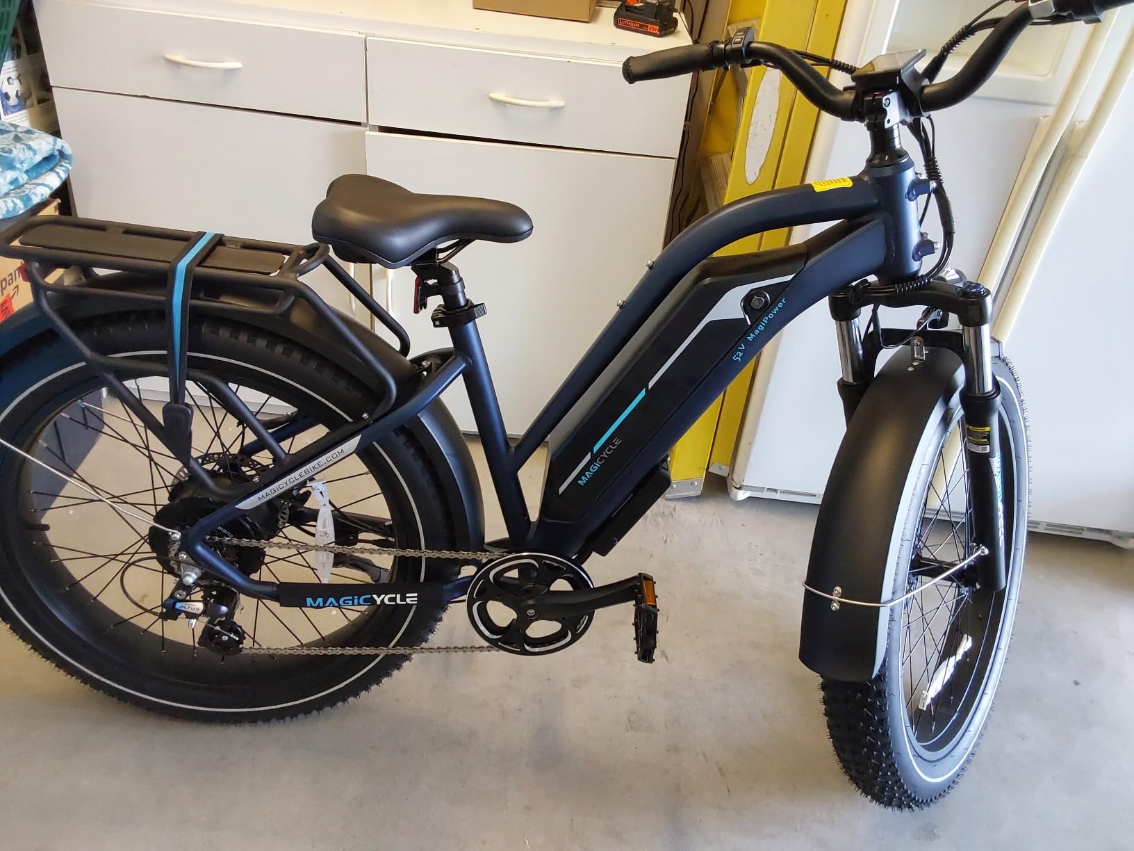 $45/mo - Finance MAGICYCLE Cruiser/Cruiser Pro 26'' Fat Tire Electric ...