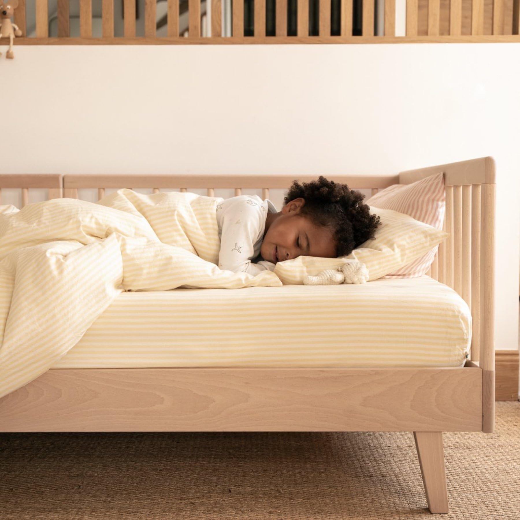 Kadolis - Lit Enfant Evolutif 90x190 cm en Hêtre Massif - Turia