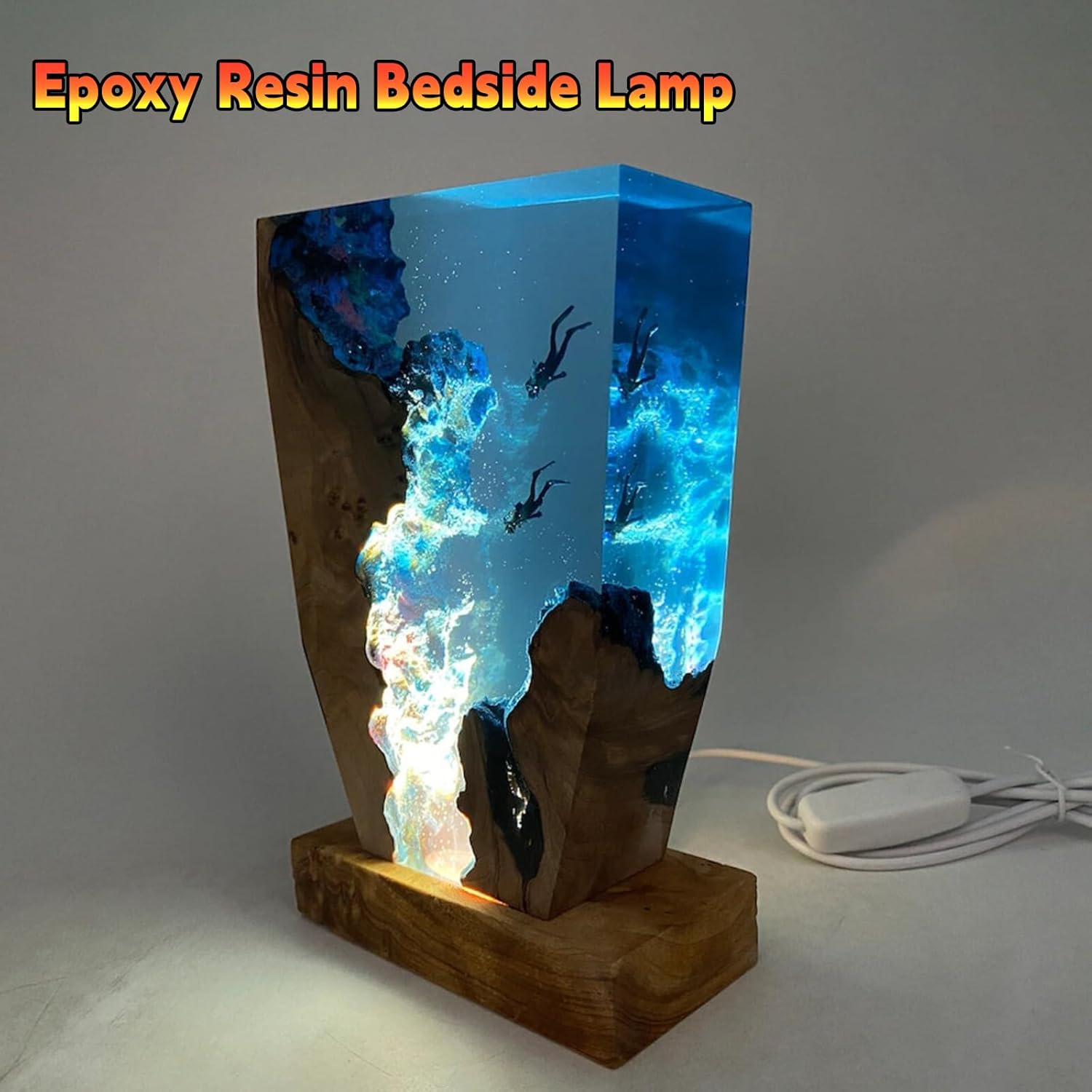 Whale Shark and Divers Night Light, Handmade Resin Lamp, Aquatic Lamp, Ocean Lamp, Suitable for Bedroom, Office Decoration, Creative Gift for Family and Friends (Couple)