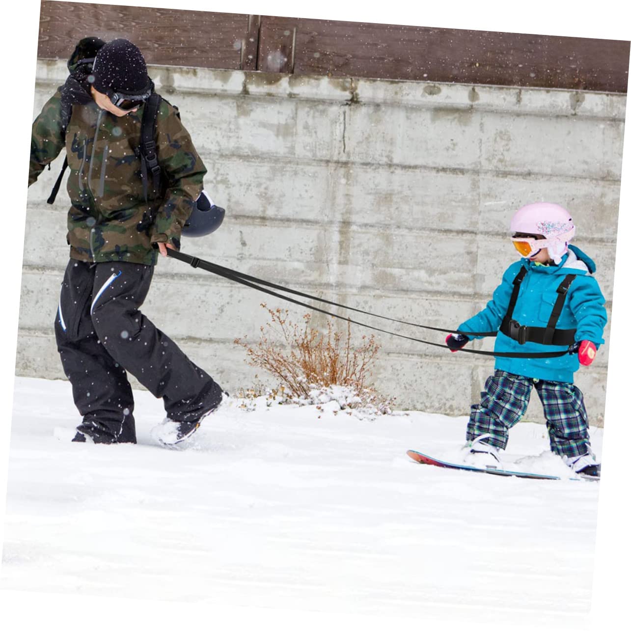 KICHOUSE Skiing Supplies Boys and Girls Ski Assist Belt Training Harness Skis Belt for Safe Skiing Skating