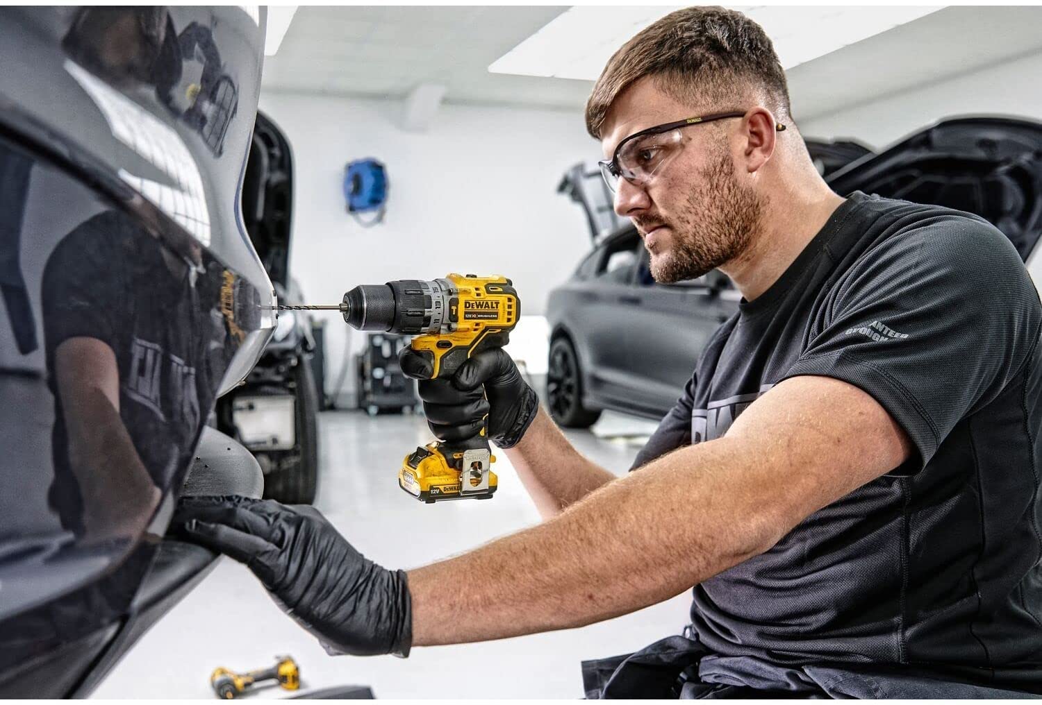 DEWALT Solidny Taladro percutor bez escobillas xr 12v li-ion 2ah dla profesjonalistów i majsterkowiczów do pracy profesjonalnej 12v