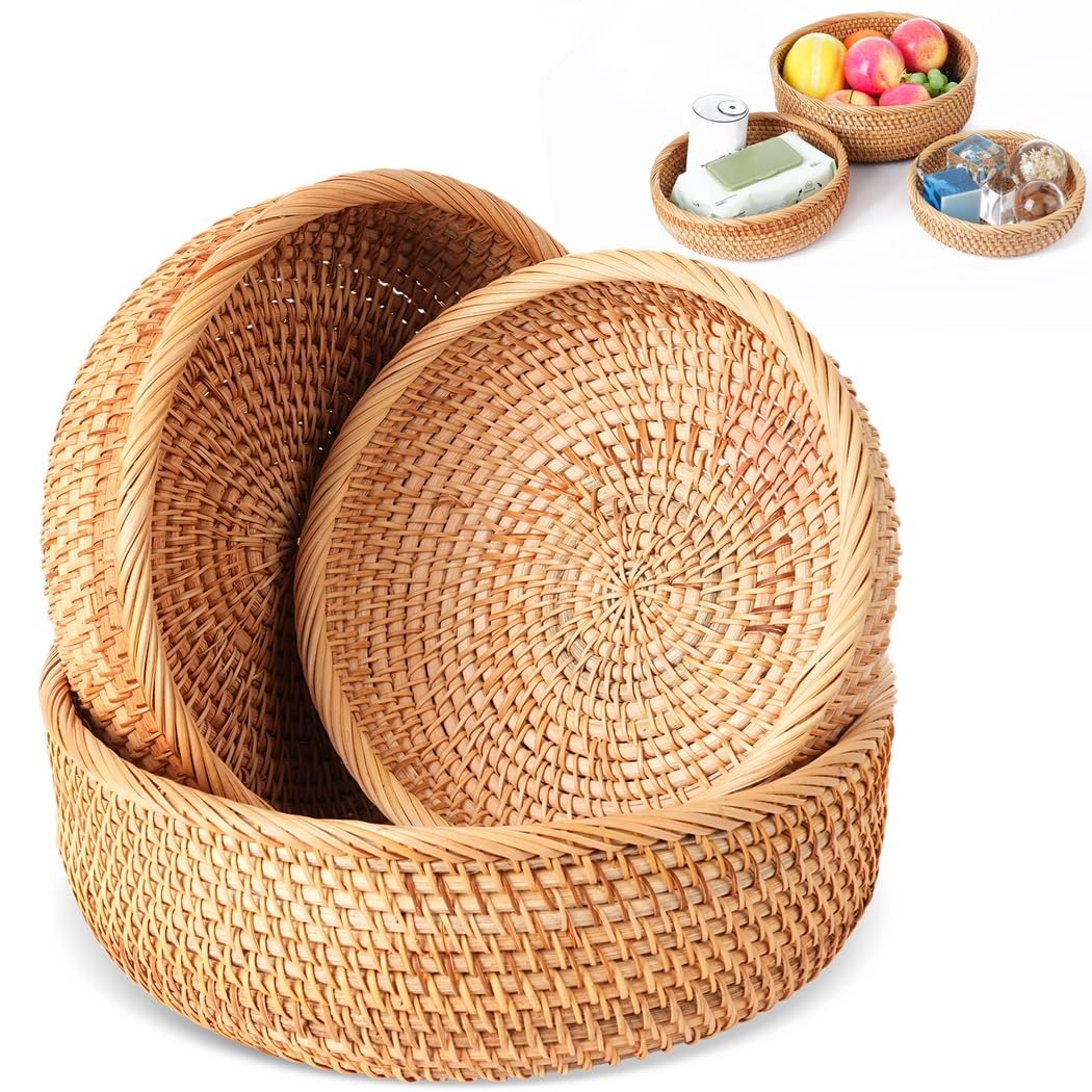 Panier rond en rotin naturel tressé main pour une table élégante