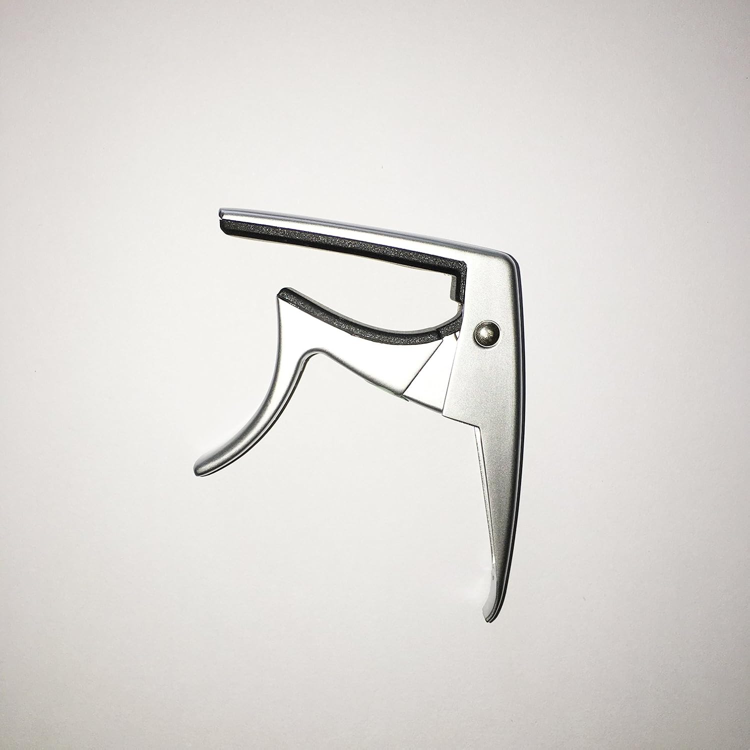 Nеw Dеаl Uke Capo, Heavy Duty Ukulele Capo, Single-handed Use Uke Capo, Trigger Capo for Soprano, Concert, Tenor, Baritone Ukulele (Silver)