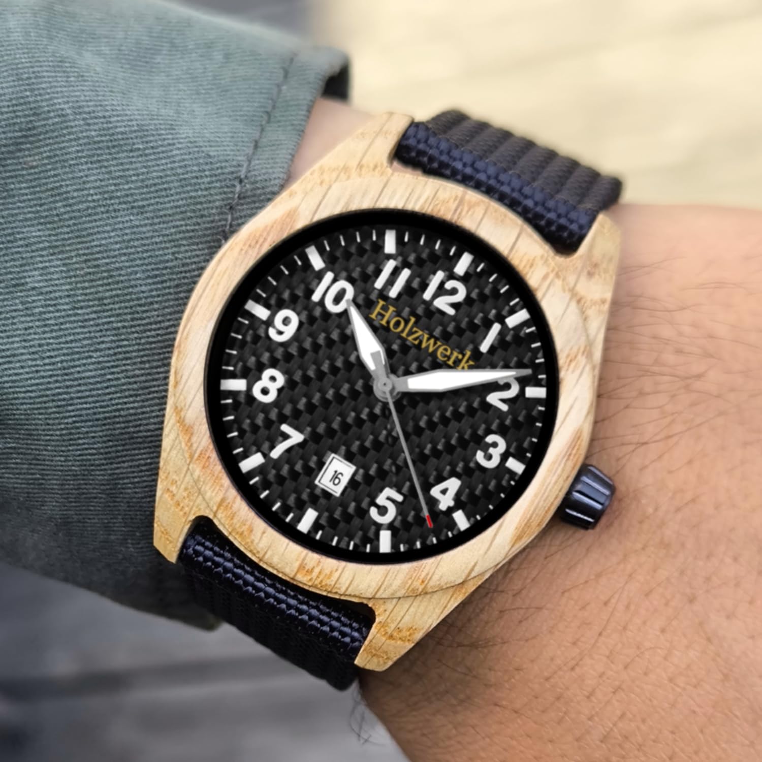 Handgefertigte Holzwerk Designer Damen Herren Uhr Öko Natur Holz Armband Analog Klassisch Quarz in Schwarz Braun Weiß Datum mit Textil Nylon Armband