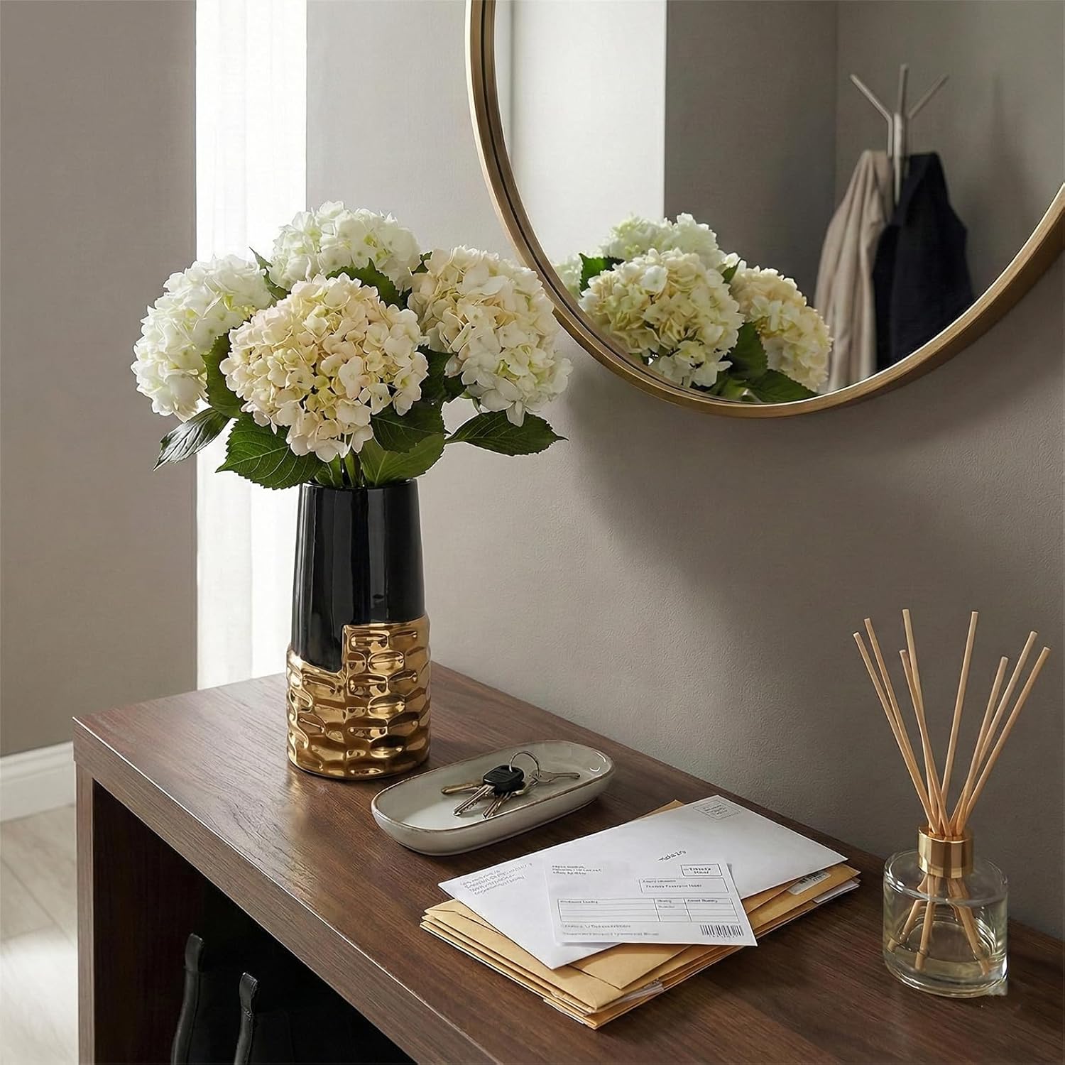 LCCCK 7.0" Gold Hammered Vase Home Decor, Elegant Ceramic Black and Gold Flower Vase for Pampas Grass Decorative, Boho Small Cylinder Vases Centerpiece, Dining Table Living Room Jarrones Art