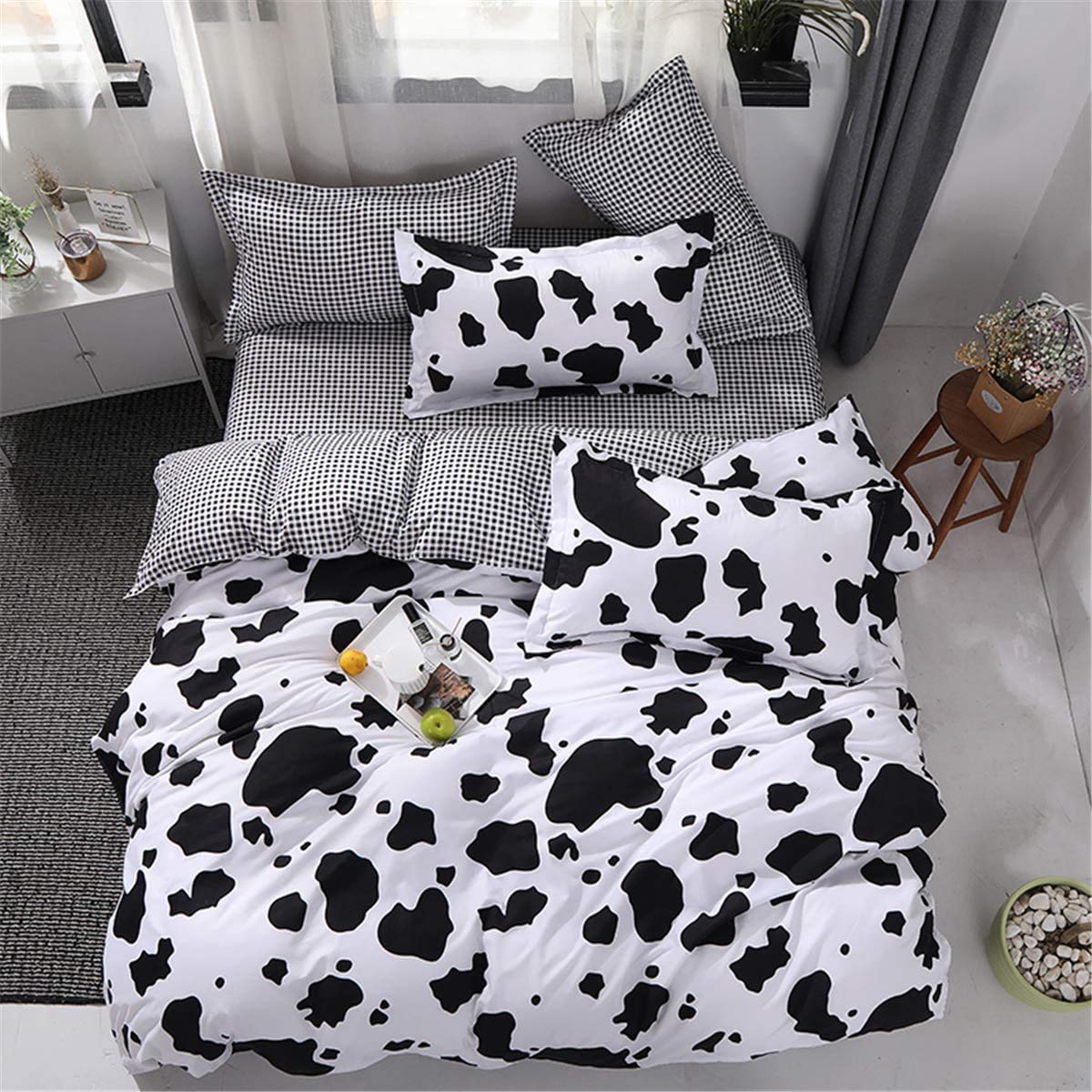 Cute Cow Print Duvet Cover Set for Boys Girls Kids Reversible Comforter Cover Ultra Soft Lovely Quilt Cover with Pillow Shams King Size with 2 Pillowcase Black and White Bespread Cover
