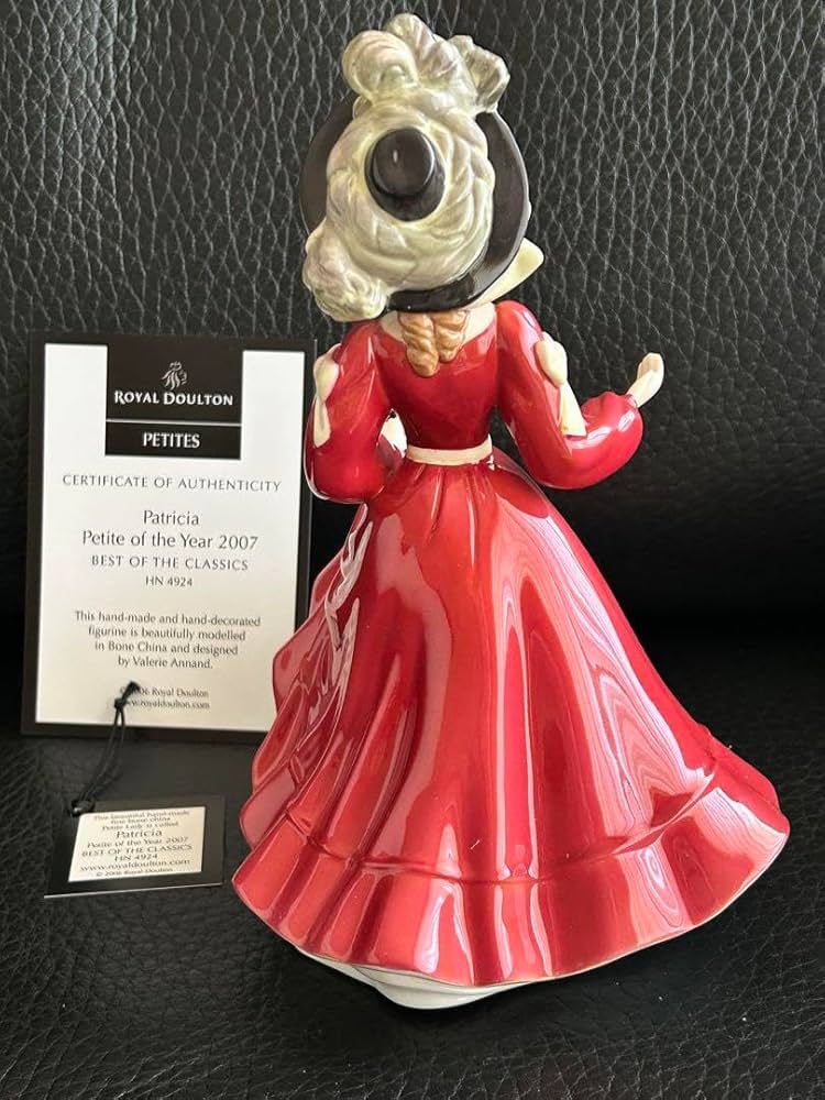 Royal Doulton petites ロイヤルドルトン美しい貴婦人 Royal Doulton petites ロイヤルドルトン美しい貴婦人