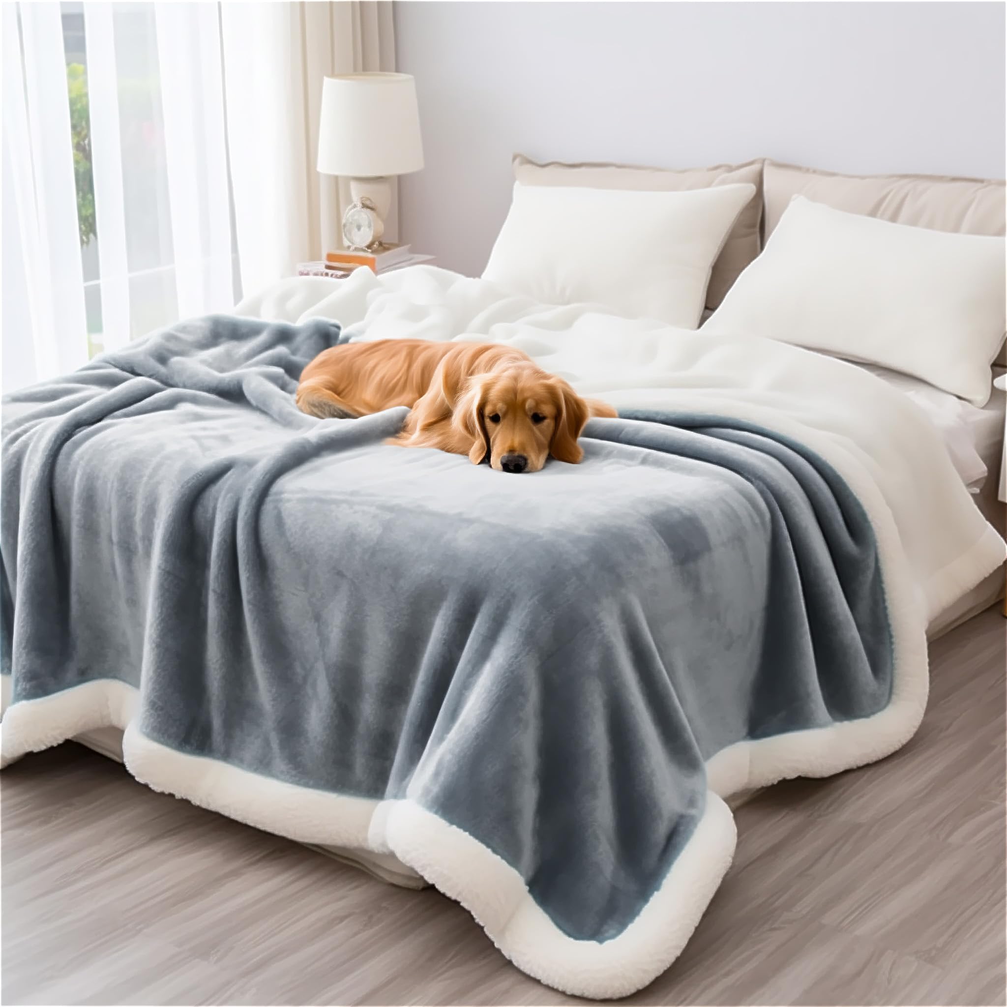Manta Impermeable Sherpa para Mascotas: Protector para Cama, Sofá y Muebles para Perros, Suave, Esponjosa, Duradera y Reversible en Gris/Blanco 152x203cm