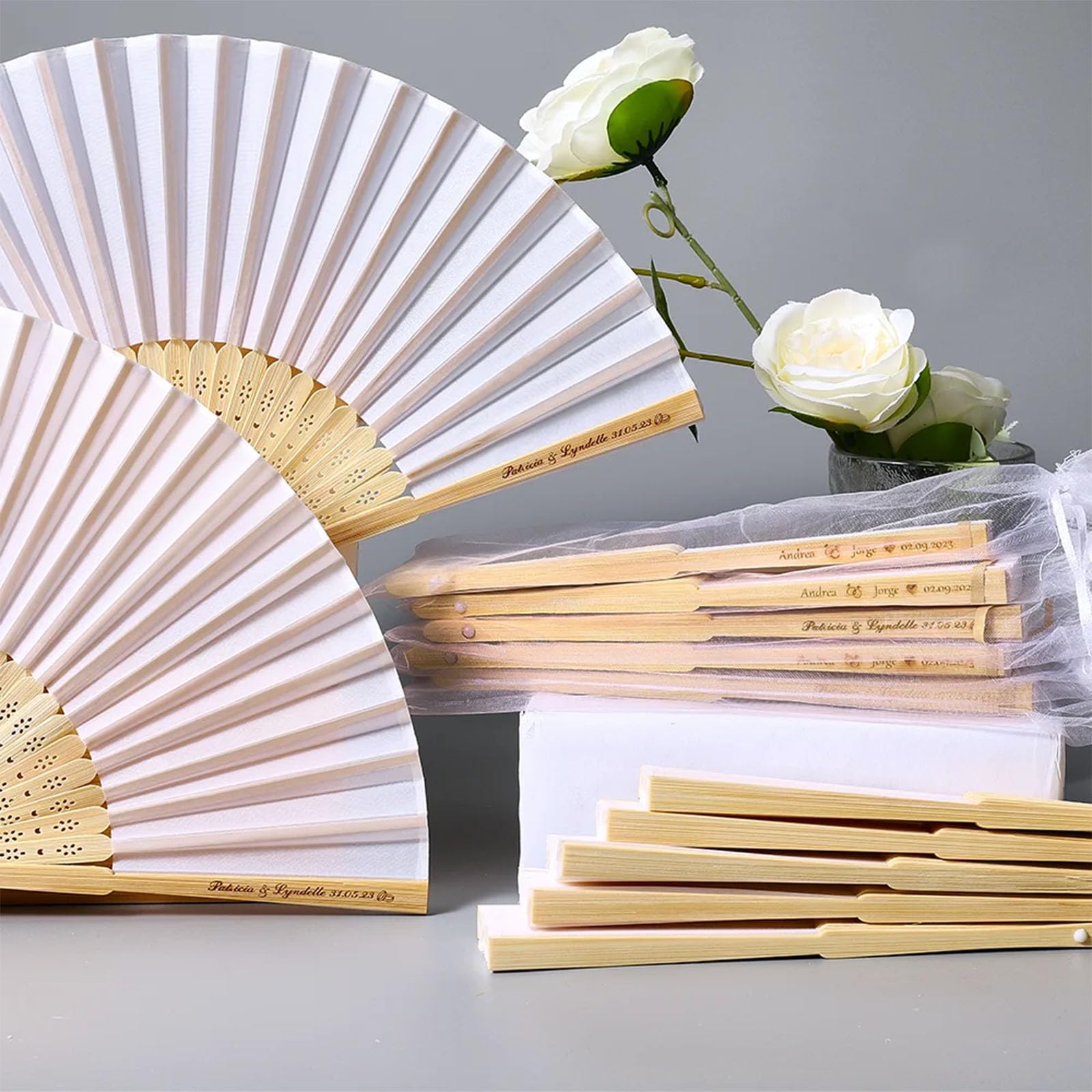 XFZDKJSD Abanico de mano plegable con grabado personalizado para boda, abanicos personalizados de mano, recuerdos de boda personalizados (100 unidades)