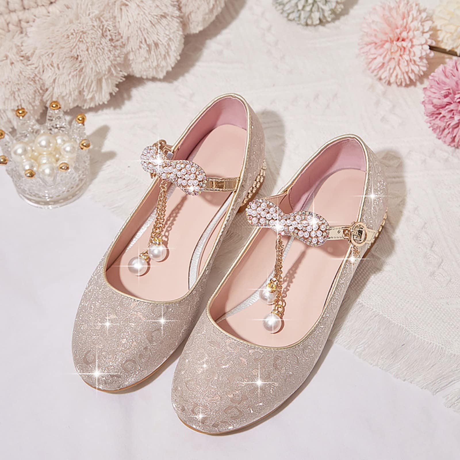 Genérico Zapatos de Baile para niñas con Lentejuelas Doradas y Plateadas, tacón bajo y Punta Cerrada, Ideales para Boda, Fiesta y actuación Escolar, Suela Flexible Antideslizante