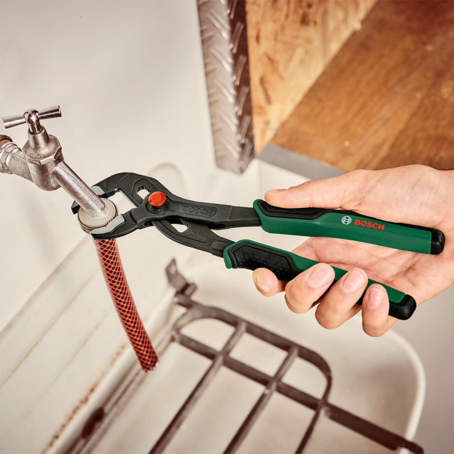 Bosch - Set de 4 pinces (pince coupante diagonale précise et durable, pince universelle, pince à bec long et pince multiprises pour une utilisation polyvalente; revêtement softgrip ; surface nickelée) — vue 2