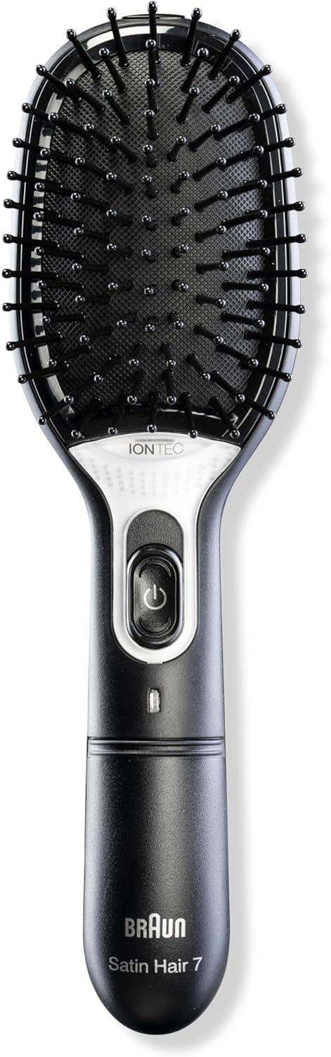 Braun Satin Hair 7 Brush, top-down view