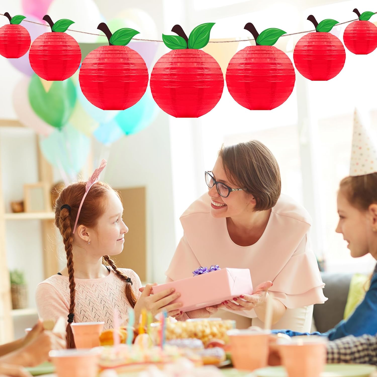 15Pcs Classroom Decor Red Apple-Shaped Paper Lanterns Back to School Decorations Hanging for First Day of School Teacher Aappreciate Week Fall Fruit Themed Party Home Decoration