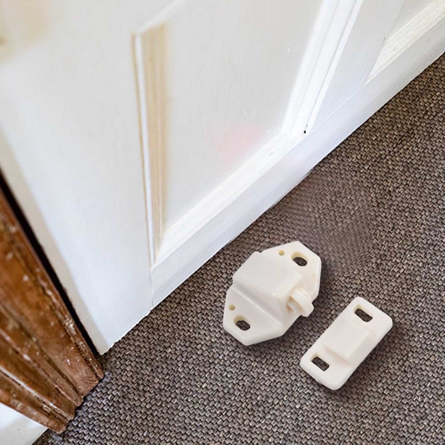 5-Pack White ABS Door Roller Catch with Spring Loaded Strike, Furniture Cabinet Closet Door Latch Hardware for for Easy Installation