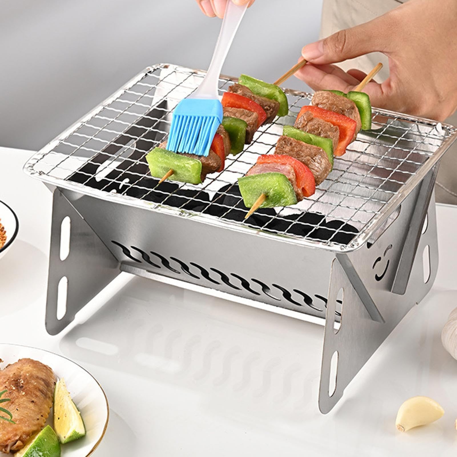 Lekki wielofunkcyjny grill na węgiel drzewny – przenośny grill na kemping, do ogrodu, na plażę, imprezy na świeżym powietrzu, ognisko, wędrówki, taras – idealny do wszystkich Twoich potrzeb związanych