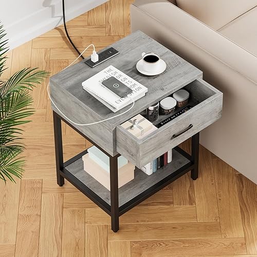 Miniatura 4 de GAOMON Mesita de noche gris con estación de carga, mesa auxiliar con cajón de almacenamiento y estante, mesita de noche moderna para dormitorio,