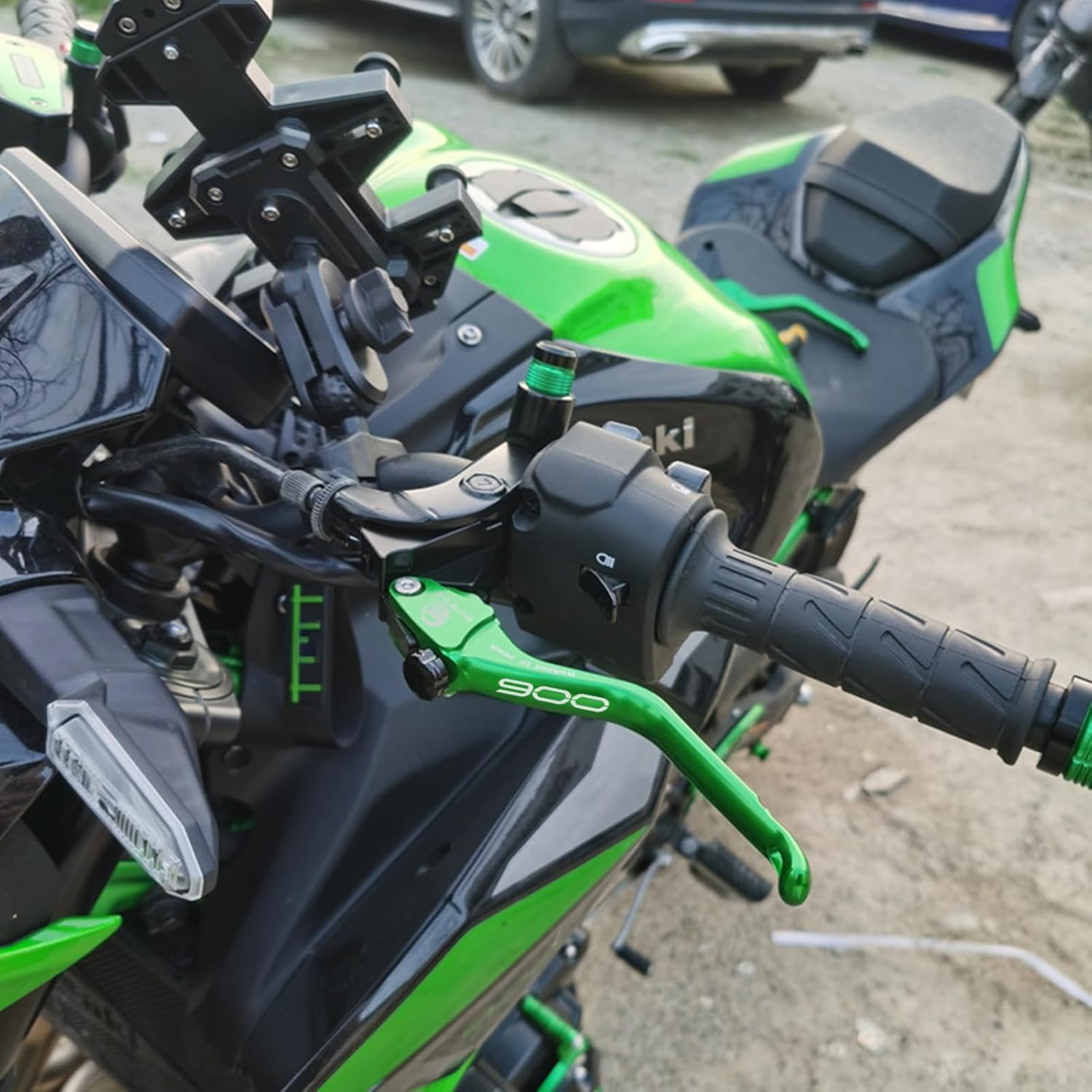 CNC Motorcycle Clutch Brake Lever Compatible with Z900 2017-2023 2024 Z 900 Handle Brake Levers Brake Clutch Levers (Not fit 2025)