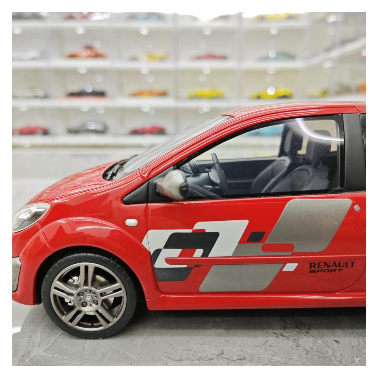 Auto Classica In Lega Ornamento In Miniatura In Resina 1:18 Per RENAULT TWINGO RS 2008 Modello Auto Classica Rossa Collezione Per Appassionati Decorativi Da Collezione