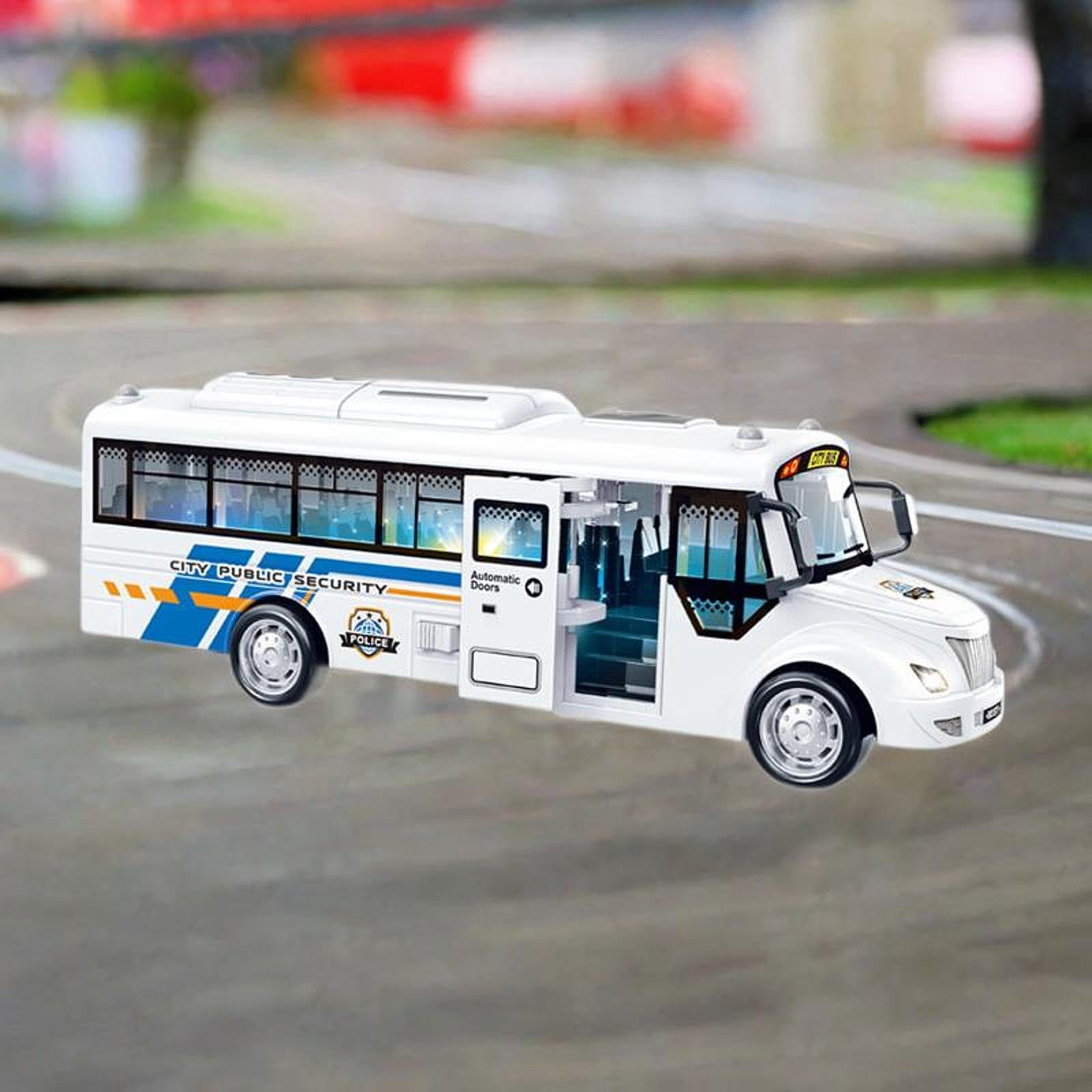 Bus à deux niveaux. Véhicule jouet de dessin animé avec visage drôle