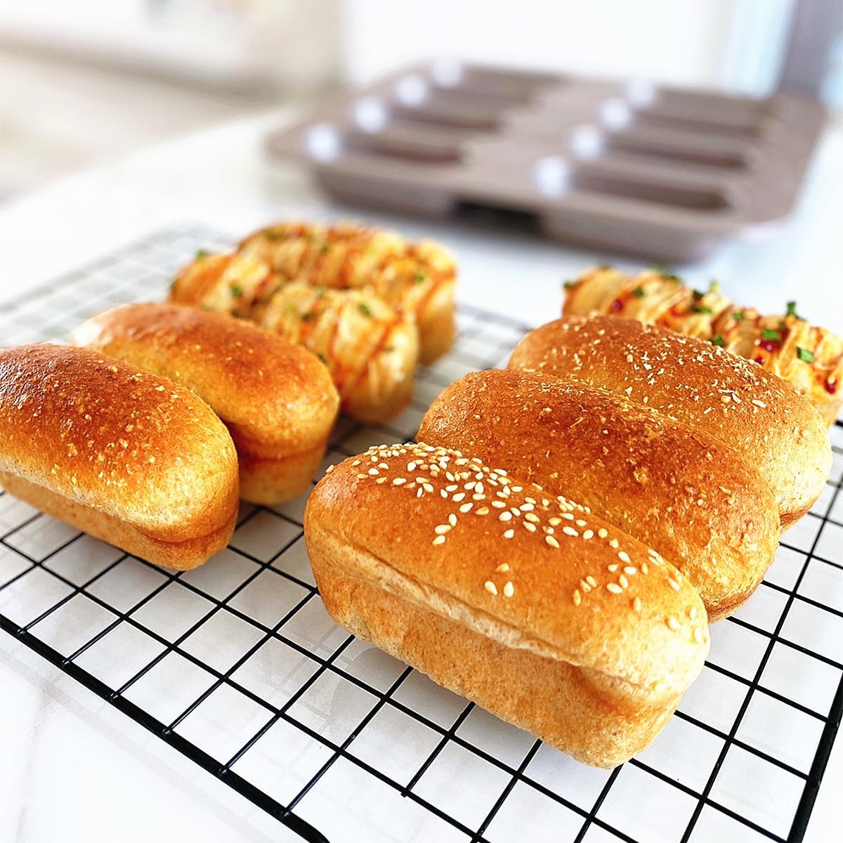 8-Cavity Nonstick Hot Dog Bun Pan Heavy Duty Steel Baking Mini Hotdog Bun Pans for Bread Muffin Cake Mini Baguette Hamburgers Sandwich Mold