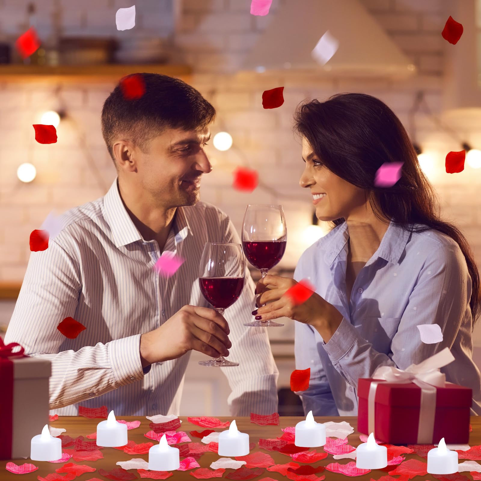 Coume 6000 Stück künstliche Rosenblätter mit 72 Stück romantischen Herz-LED-Kerzen, flammenlose Liebe, LED-Teelichter für romantische Nacht, Jahrestag, Tischdekoration (weißes Licht)