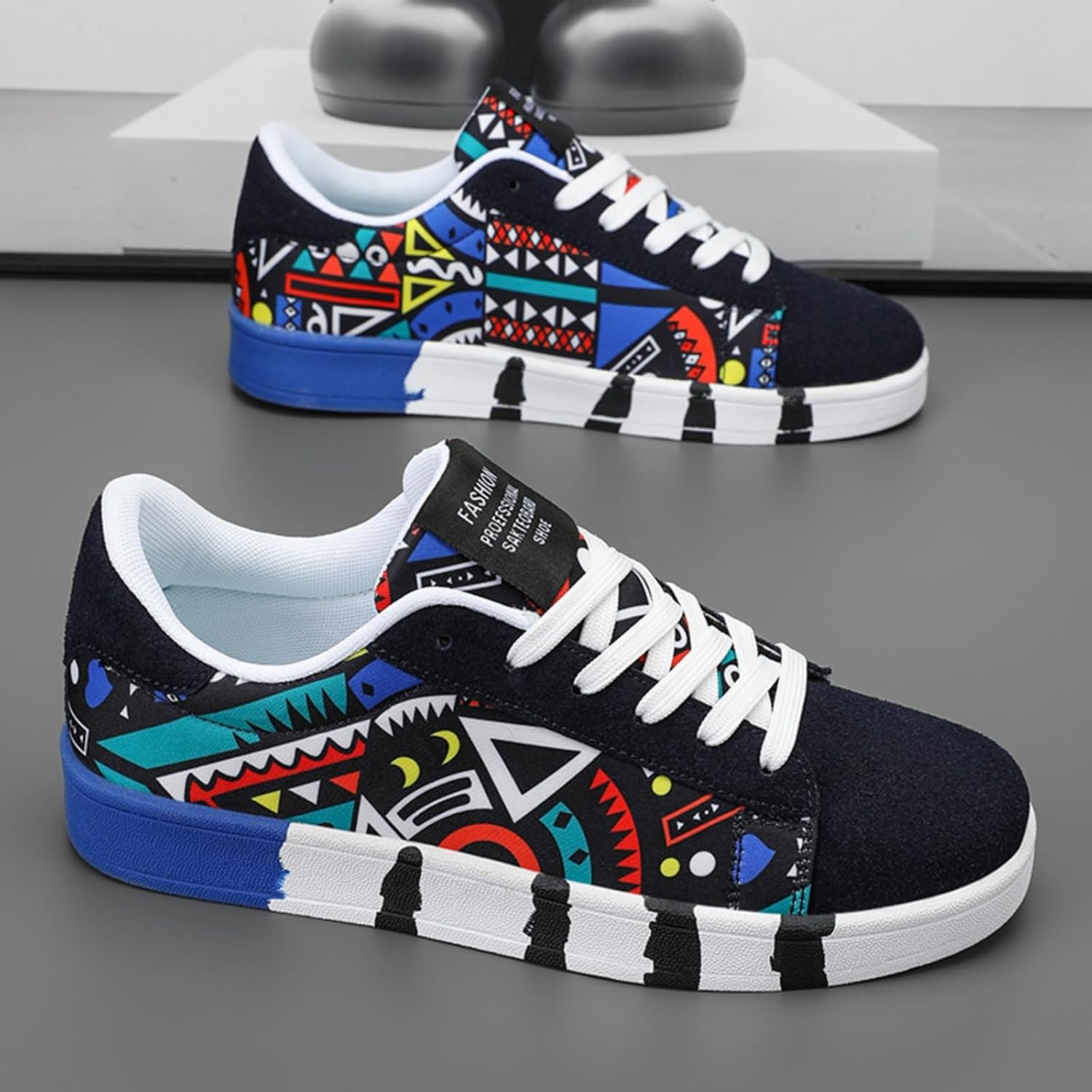 Mens Trendy Canvas Sports Shoes Laceup Style Low-top Suitable for Walking Sports Driving and Skateboarding - Image 3