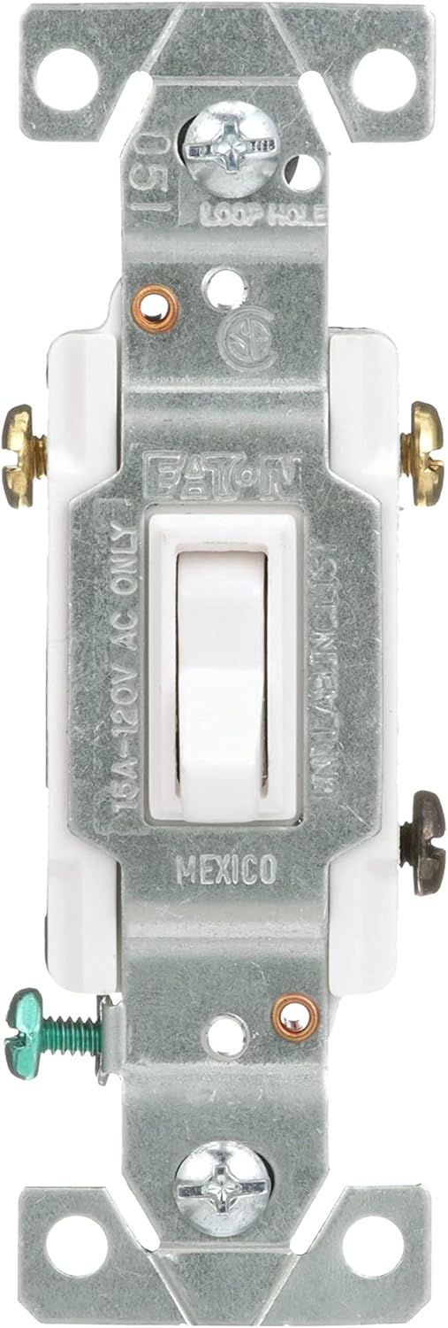 Eaton 13037LTWBOX 15Amp 120volt Standard Grade 3Way Lighted Toggle