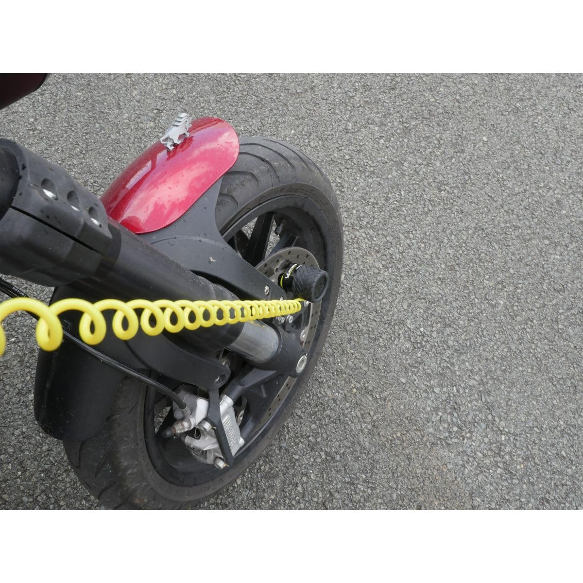MICHELIN - Antivol Bloque Disque Universel SRA avec Cordon de Rappel - Sécurité Moto et Scooter 10/10 - Résistance Exceptionnelle - Acier Trempé - 3 Clés Réversibles - Dimensions : 70mm x ø48mm