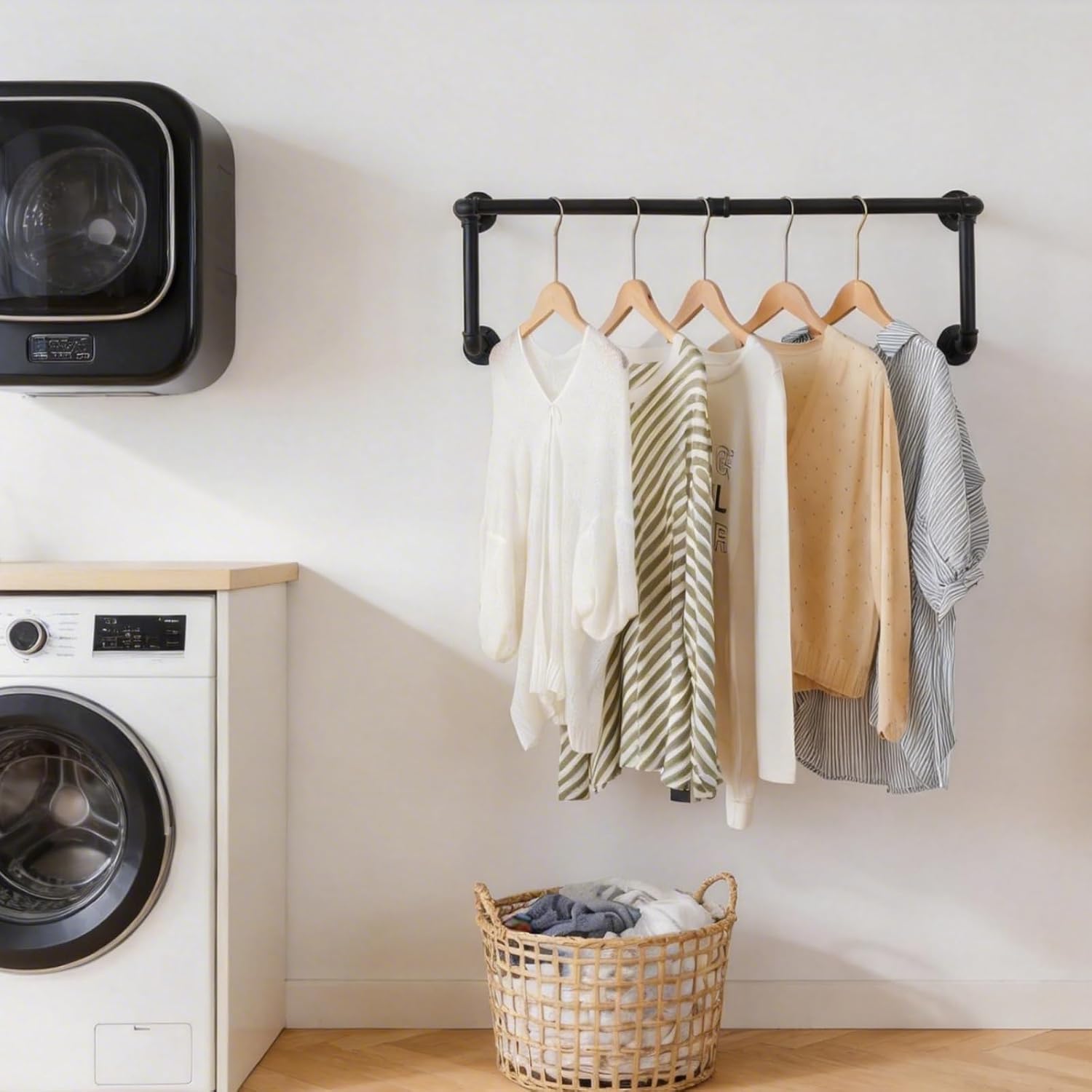 Industrial Pipe Clothing Rack for Hanging Clothes,Wall Mounted Clothes Rack | Black,36 Inch,Made of Metal Pipes,Easy To Use,Space-Saving,Heavy Duty Drying Rack for Laundry Room Entrances,Bedrooms