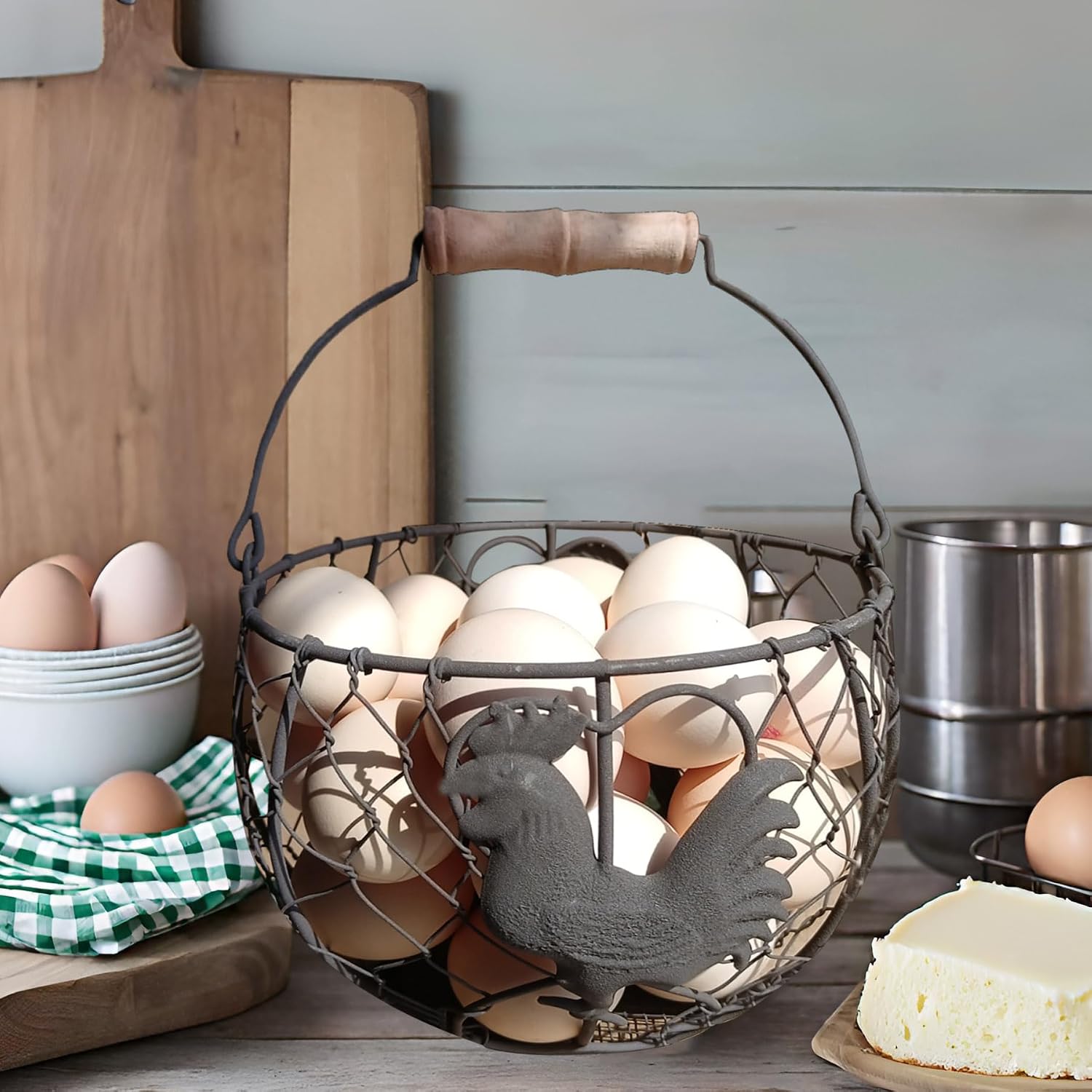 Chicken Wire Egg Basket for Gathering Fresh Eggs with Handle