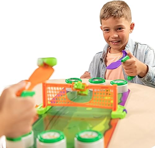 Miniatura 4 de Pickleball Blast - Juego Pickle Smackdown, a los jugadores les encantará golpear el pepinillo con sus paletas e intentar voltear las tapas de los