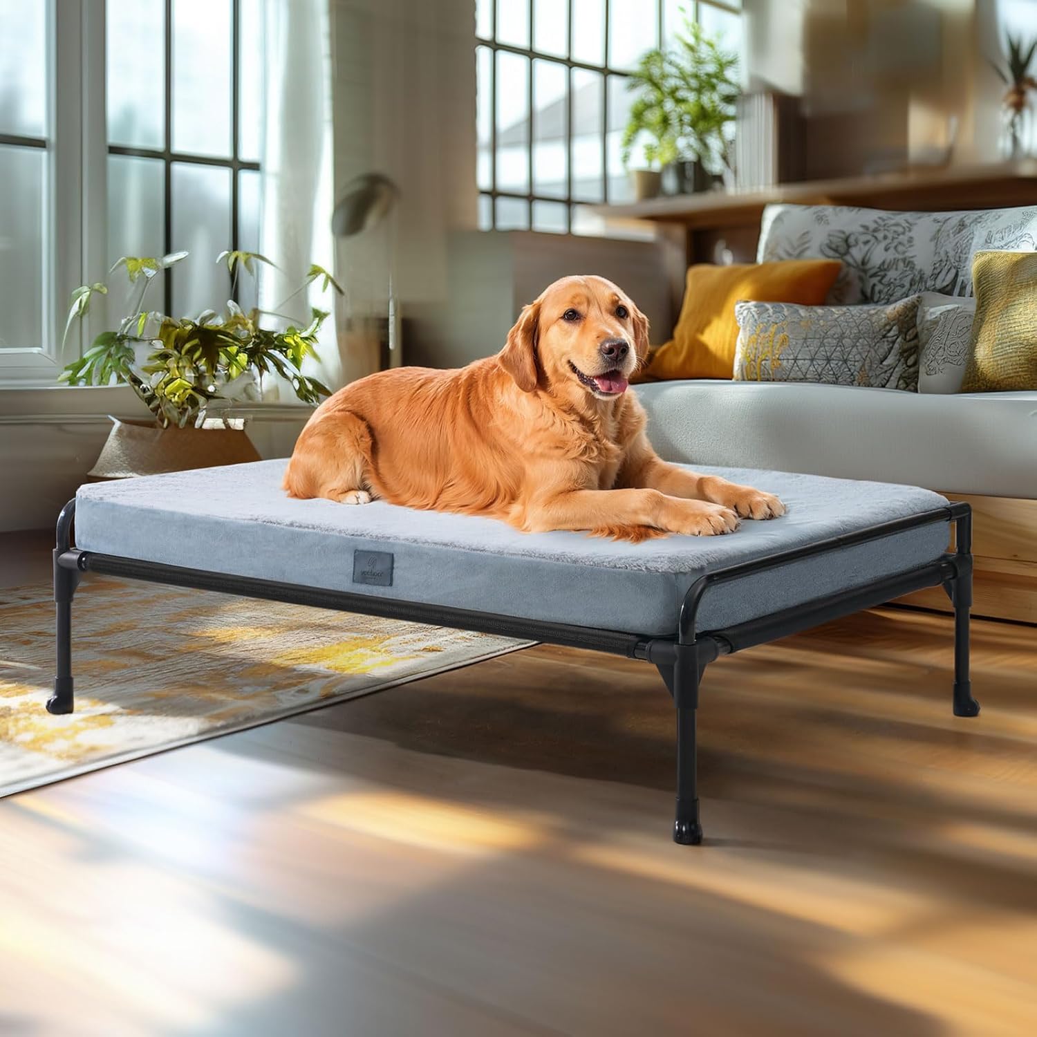 Veehoo Elevated Dog Bed with Three-Sided Guardrails (41 x 27 in)