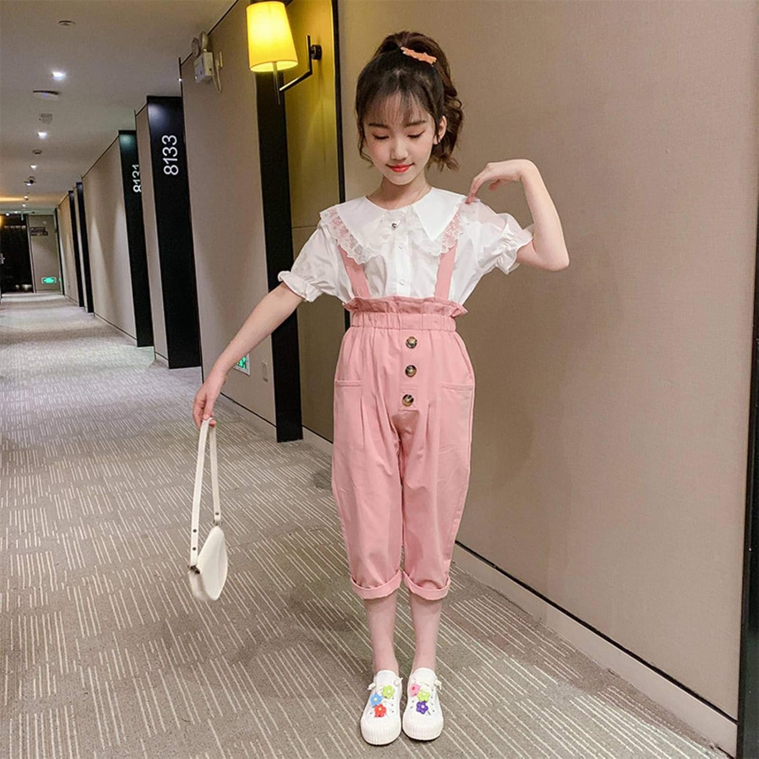 女の子のよだれかけスーツ 夏の 大きな女の子 韓国風 人気ブランド 半袖のよだれかけ 1ドレス ツーピースの夏服 1パンツ 女の子のためのかわいい服 のスーツ