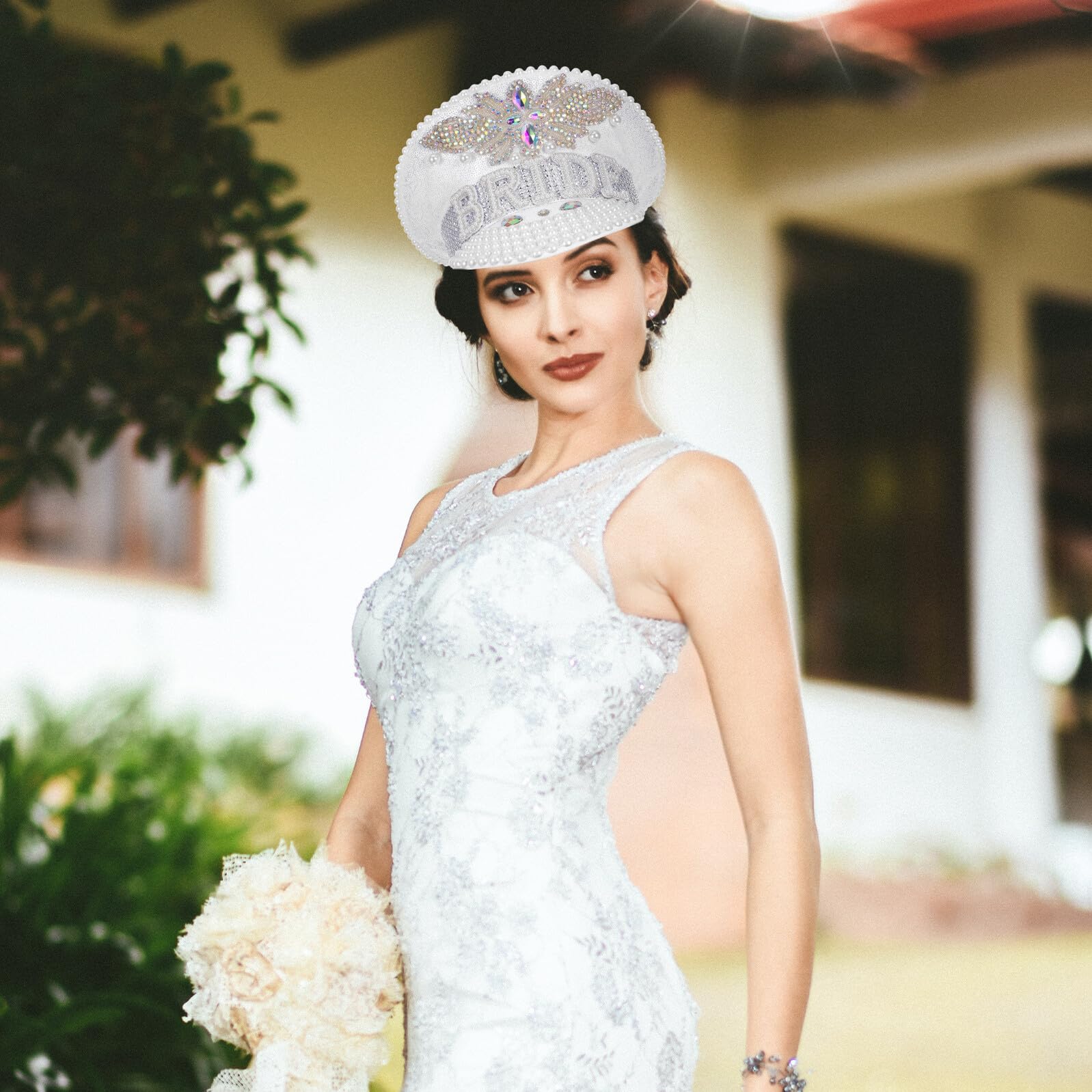 Cappello da Capitano da Donna Strass Glitterati, Copricapo da Sposa Scintillante per Addio al Nubilato e Feste a Tema Yacht, Accessorio Elegante per Matrimoni e Celebrazioni