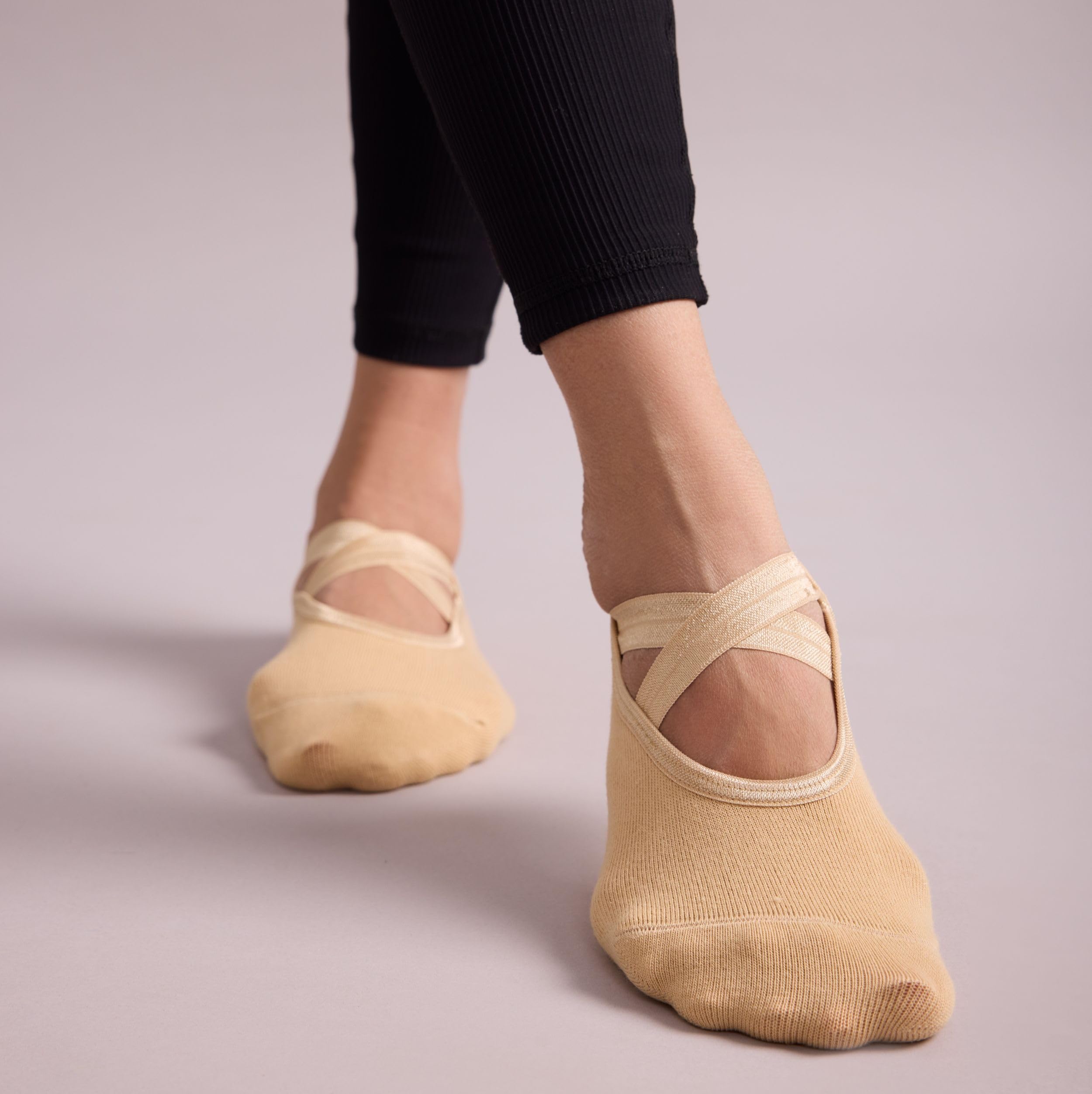 Mint & Oak Women Non-Slip Pilates Socks with Grips Ankle Length Pack of 3 | Silicone Cotton Pilates Socks | Ideal For Yoga, Pilates, Gym, Workout, Barre, Aeriel | Cute Women's Gift | Free Size 3