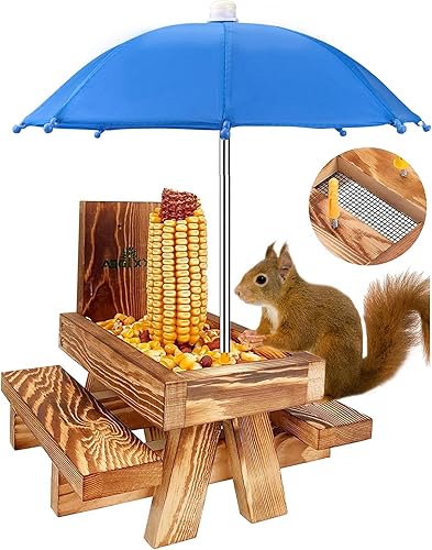 Miniatura 10 de MIXXIDEA Mesa alimentadora de ardillas con paraguas, alimentador de mesa de picnic de ardilla de madera, resistente soporte para mazorca de maíz,