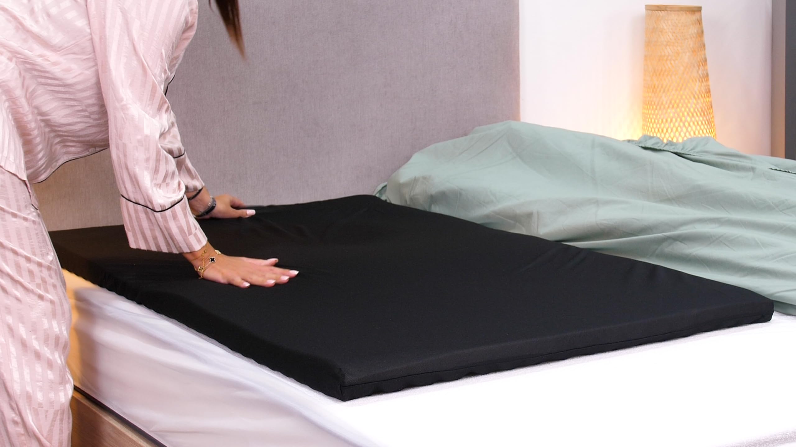 BCS Home&Sleep Matelas Portable de Voyage Pliable 80 x 140 x 5 cm – Surmatelas Confortable en Mousse viscoélastique – Déhoussable et Lavable 40 °C – Léger, idéal pour hôtel, Camping, Avion et Airbnb