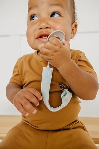 Miniatura 4 de Copper Pearl Paquete de 3 soportes para chupetes clips de punto premium para bebés niñas y niños, diseño elegante de acero inoxidable para una