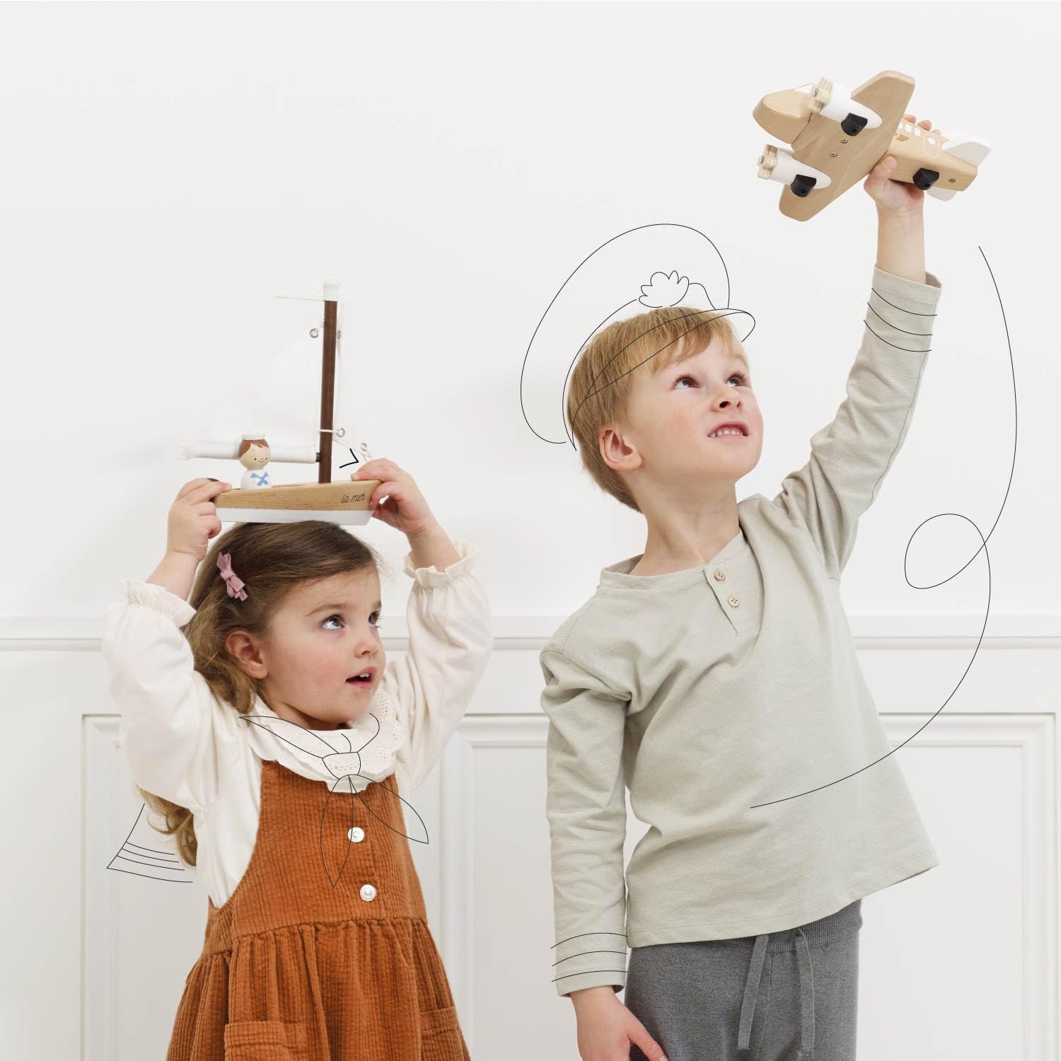 Le Toy Van Holzspielzeug Flugzeug | Zeitloses Kinderspielspielzeug mit drehenden Propellern - Geeignet ab 3 Jahren, Naturholz, Weiß