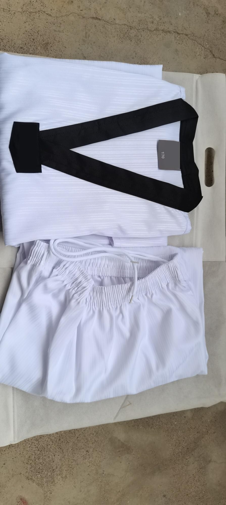 Uniforme Gi de manga larga a rayas, ropa blanca de Taekwondo, ropa de Karate y Judo, niños y adultos, Unisex para Entrenamiento