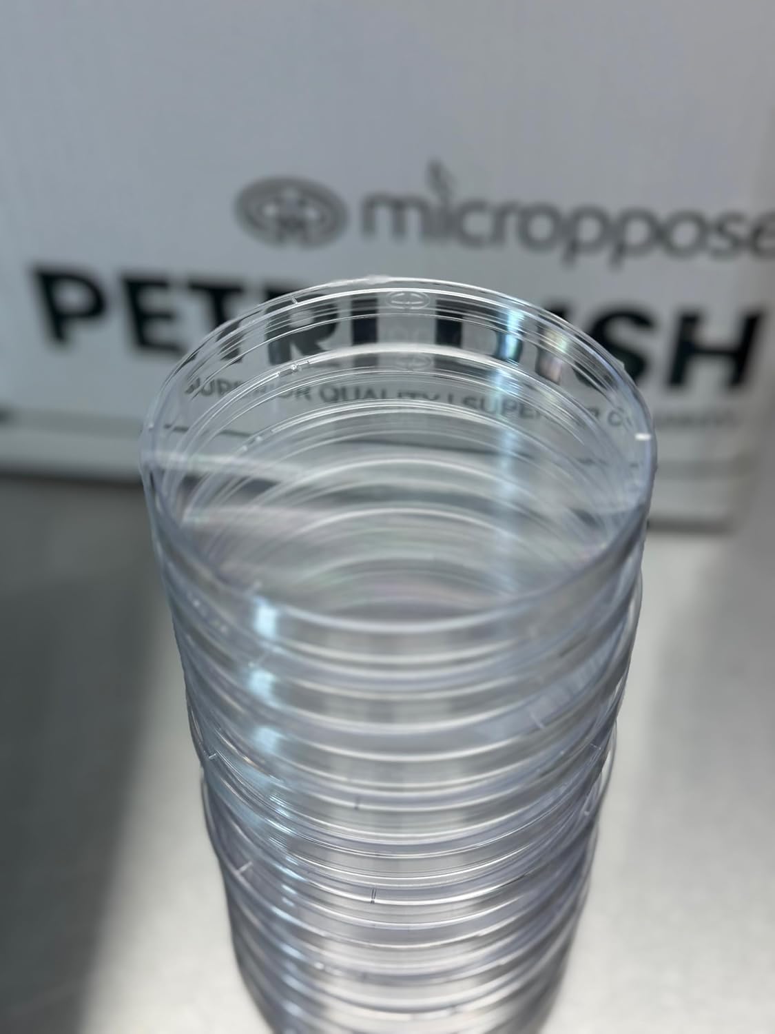 Microppose 500 Pack 90mm Polystyrene Petri Dishes – Vented Lids, Pre-Sterilized, Crystal Clear, Disposable, Lab-Grade for Mycology, Microbiology, Agar Culture