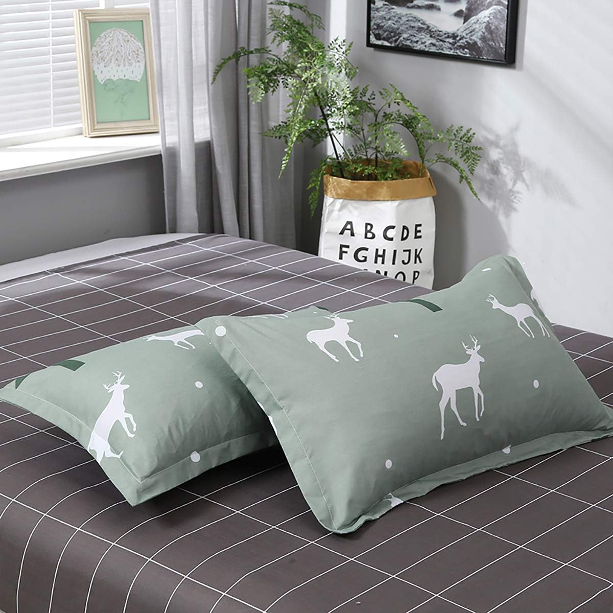Omelas Kids Sage Green Duvet Cover Set Queen Size Christmas Cartoon Animal Elk Deer Tree Printed Bedding with Black Rectangle Plaid 3 Pieces Soft Microfiber Comforter Cover for Girls Boys (SLXL,Q) - Image 5