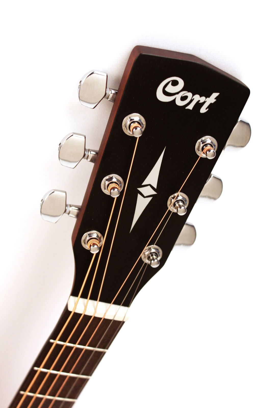 Guitarra acustica tamaño concierto