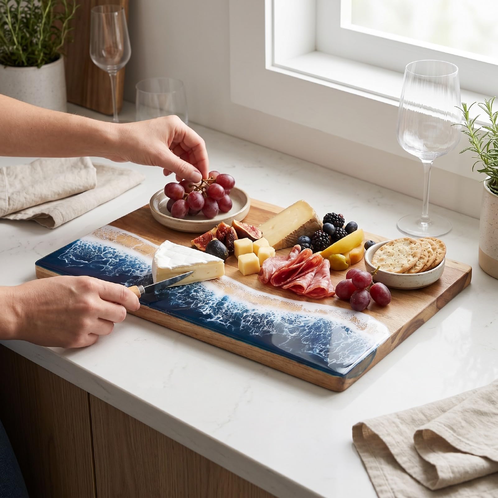 Tagliere in legno ondulato, tagliere per salumi