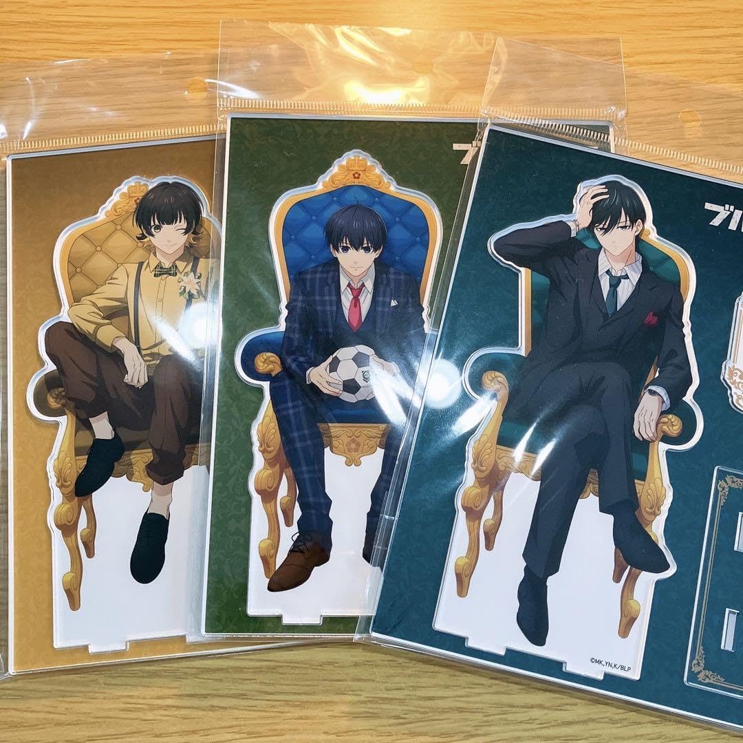 Amazon.co.jp: ブルーロック 玉座 アクスタ 潔世一 糸師凛 蜂楽廻