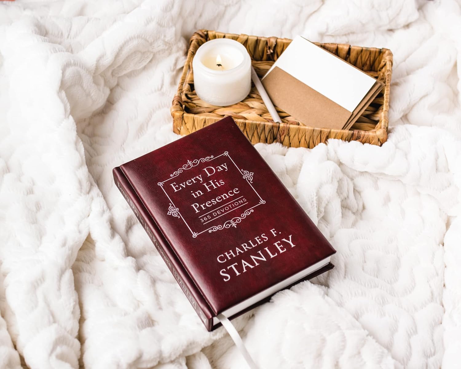 Every Day in His Presence: A Daily Devotional for Finding Peace and Purpose (365 Devotions - Inspiration for Every Day of the Year) (Devotionals from Charles F. Stanley) - Image 6