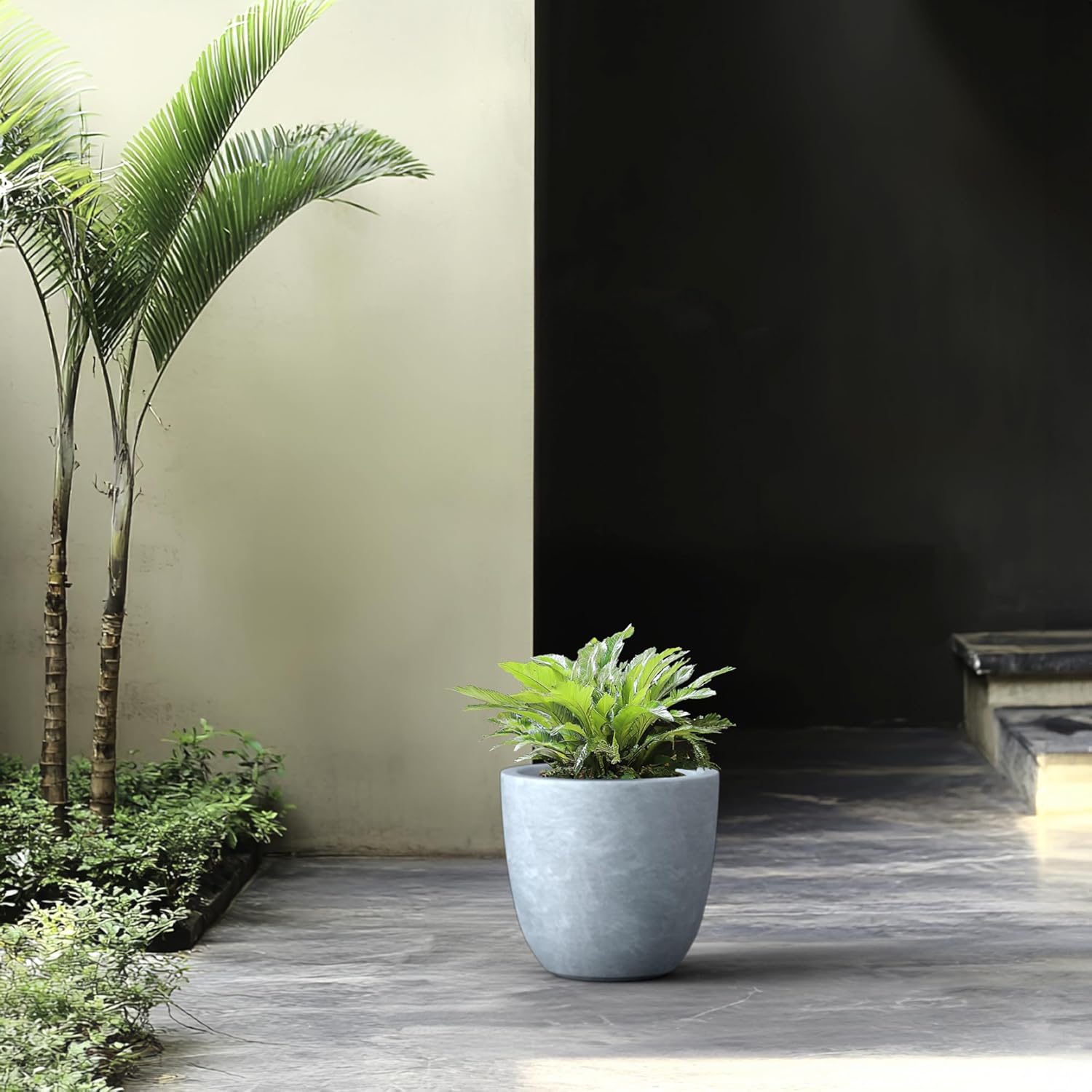 Kante 10" W Round Slate Gray Concrete/Fiberglass Indoor Outdoor Elegant Planter