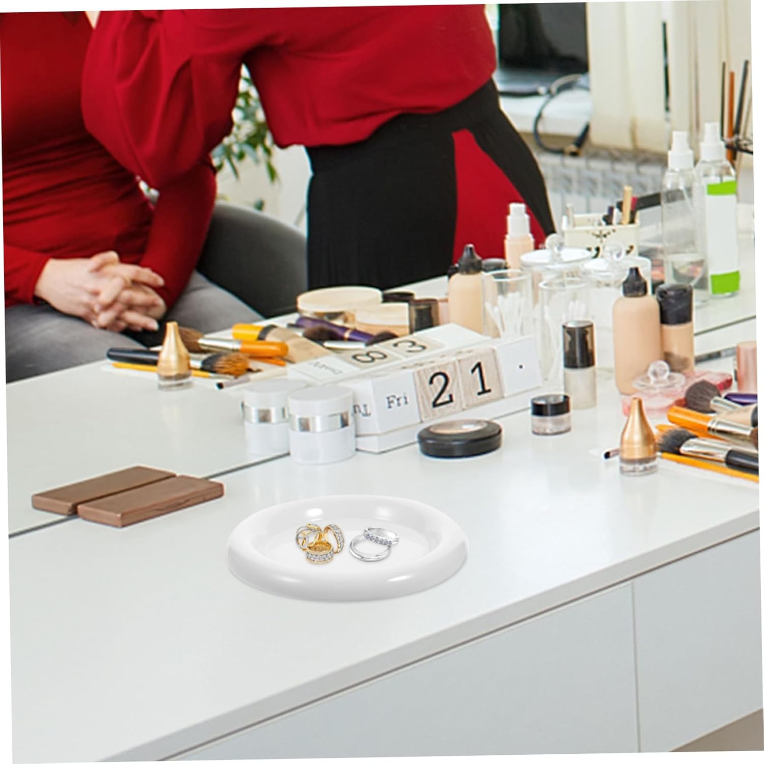 Stackable Jewelry Storage Plate Elegant Trinket Dish and Jewelry Holder for Rings Earrings and Necklaces Versatile Jewelry Tray Organizer for Home and