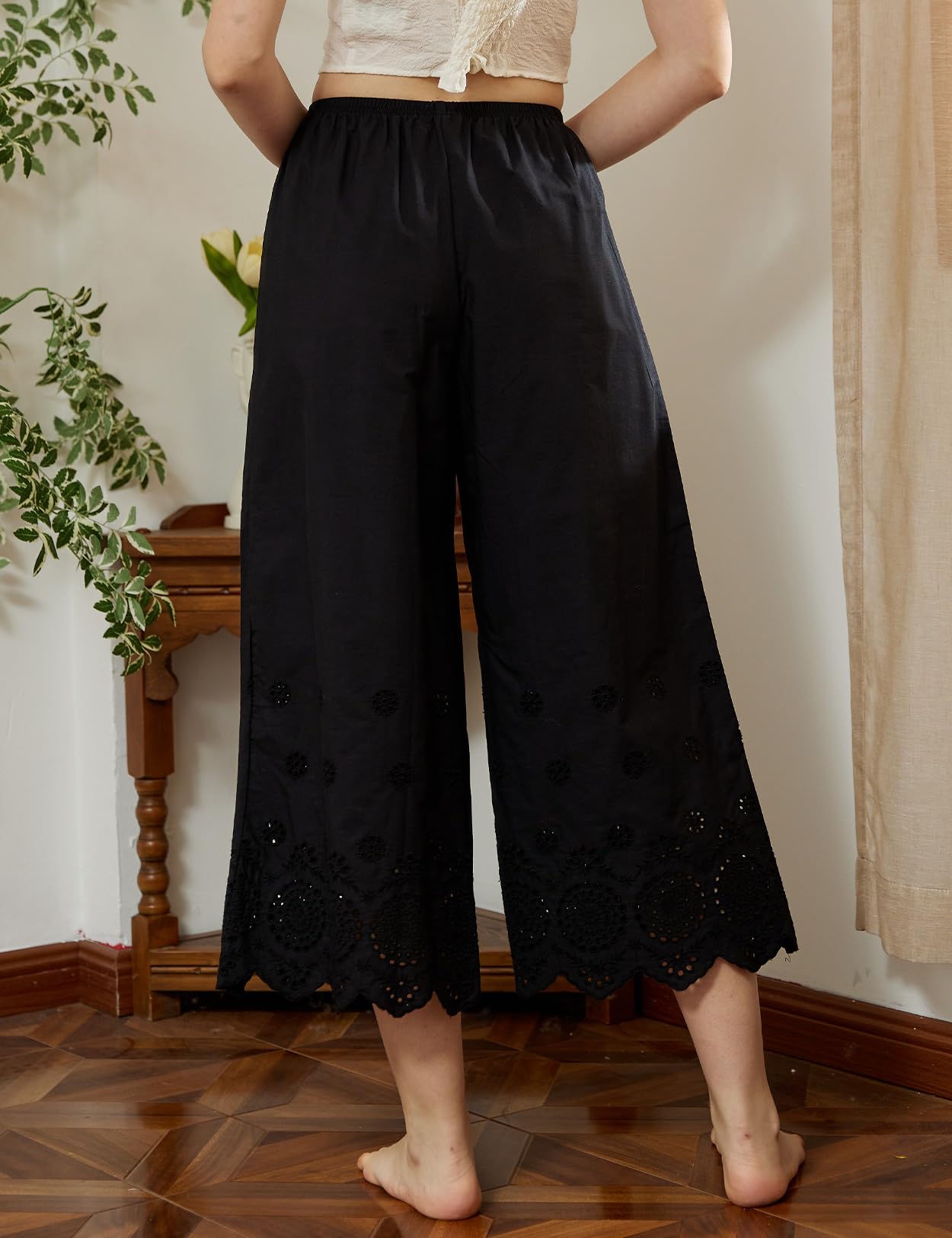 EAUTELICATE Capri Pantalon De Pyjama Femme Été Léger Jupon sous-Jupe en 100% Coton Pantacourt Ample Vintage à La Maison Culotte Bouffantes Renaissance avec Dentelle Ivoire Noir