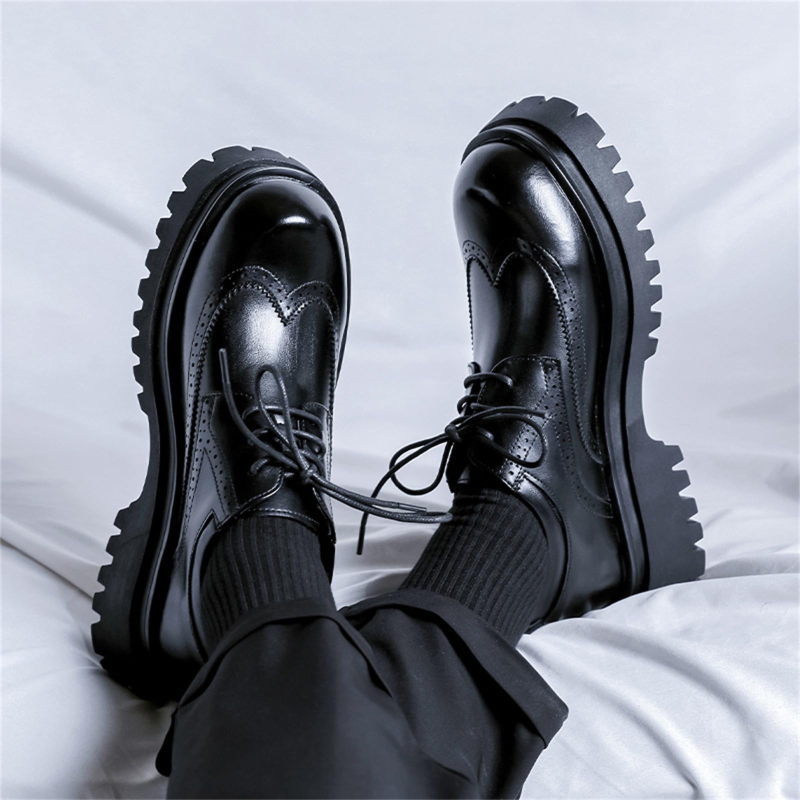 Męskie buty wizytowe typu Chunky skórzane buty typu brogsy typu oksford sznurowane na platformie do pracy na co dzień